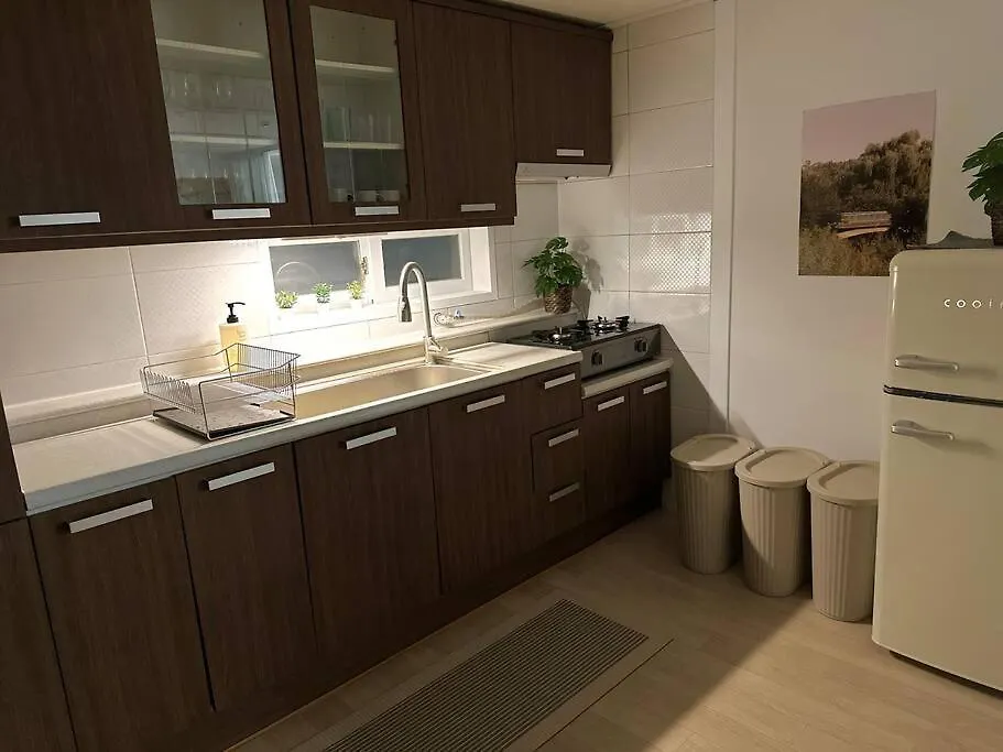 Apartment Stay Liberty - 2Mins To Gwangan Station Busan